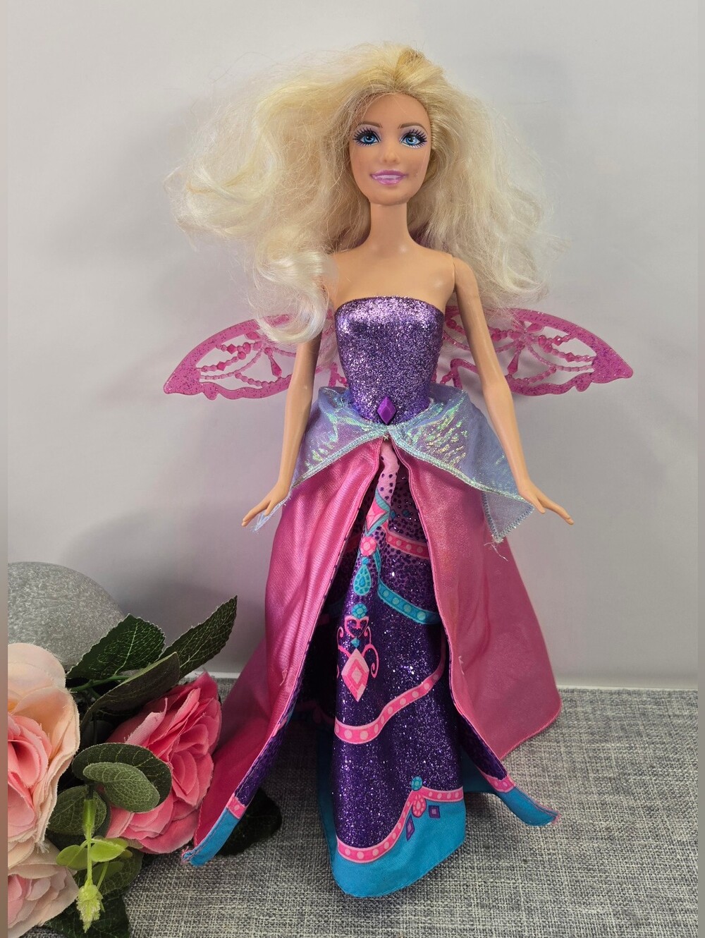 Vintage Barbie Mariposa and the Fairy Princess Catania Doll Crown Necklace